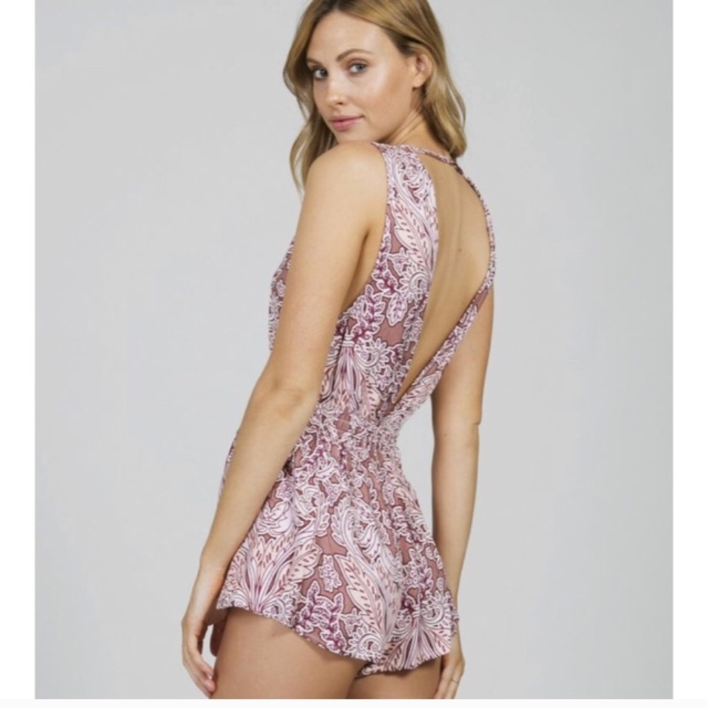 Somedays Lovin Romper Never worn